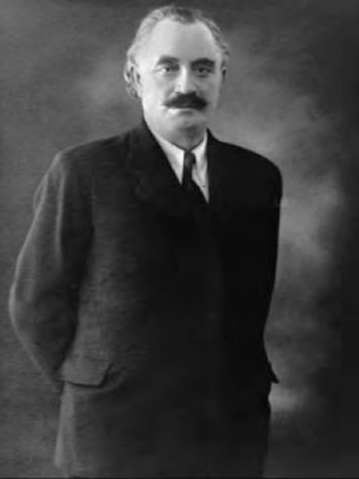 Генеральный секретарь Исполкома Коминтерна Георгий Димитров во время Второй мировой войны.